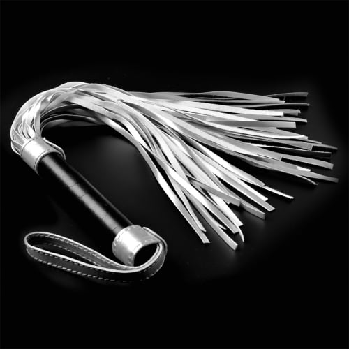 Lovetoy Struggle My Flogger - Black & Silver